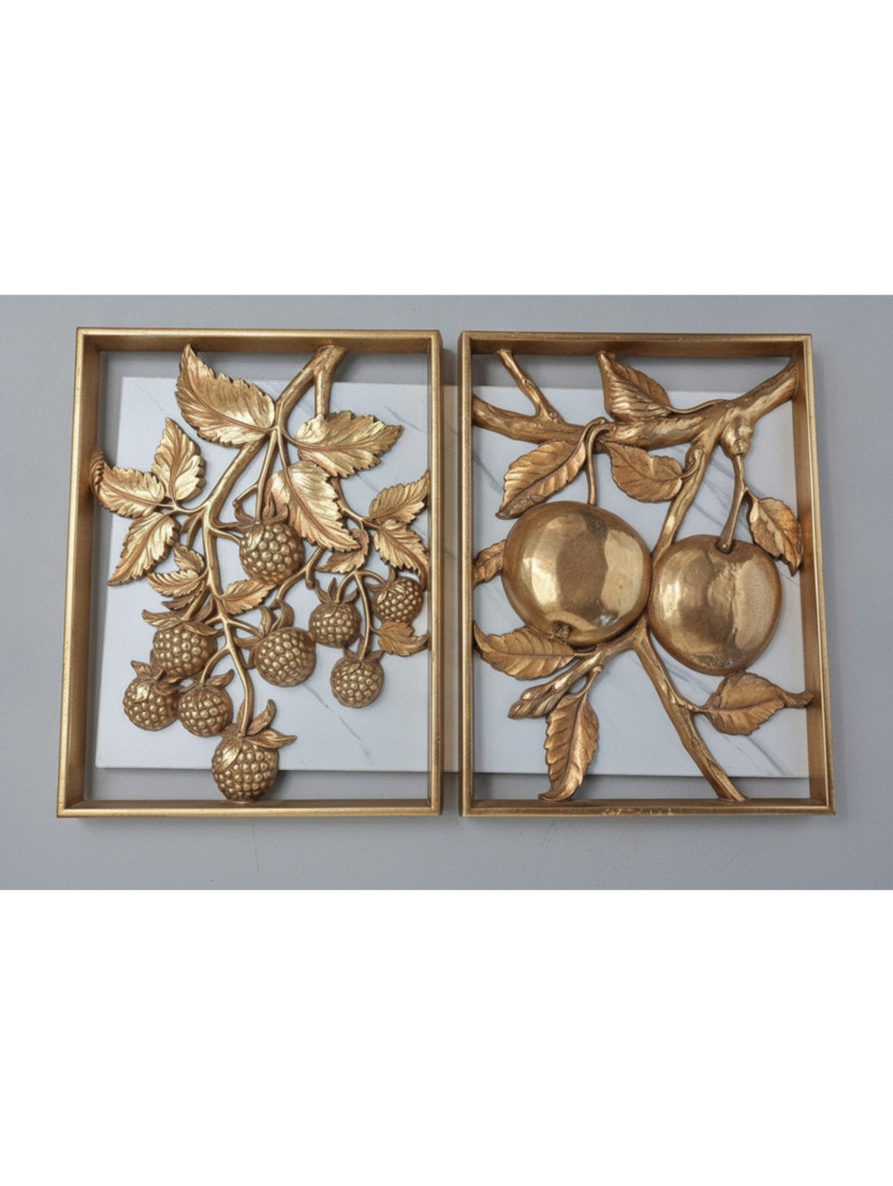 Vintage Set of 2 Syroco Hollywood Regency MCM Gold Molded Fruit Wall Plaques